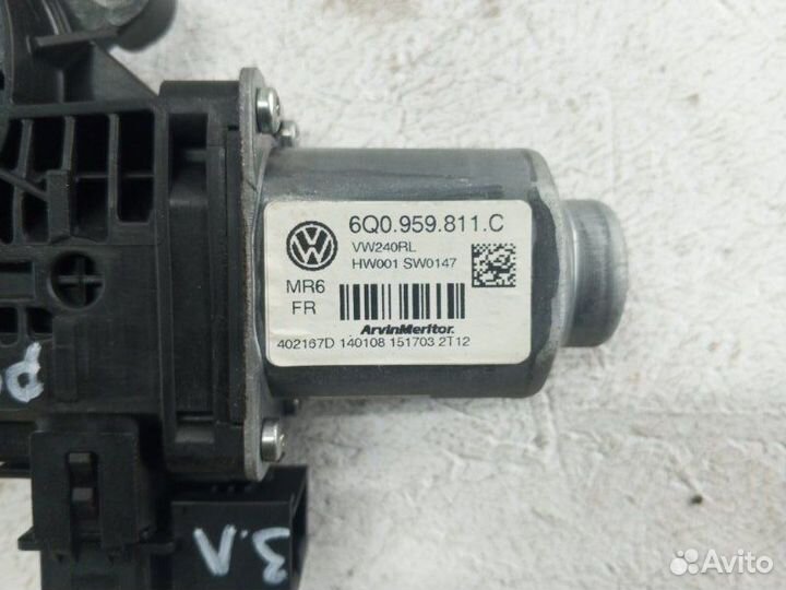 Мотор стеклоподъемника задний левый Volkswagen