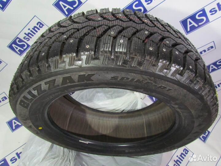 Bridgestone Blizzak Spike-01 215/60 R17 88R