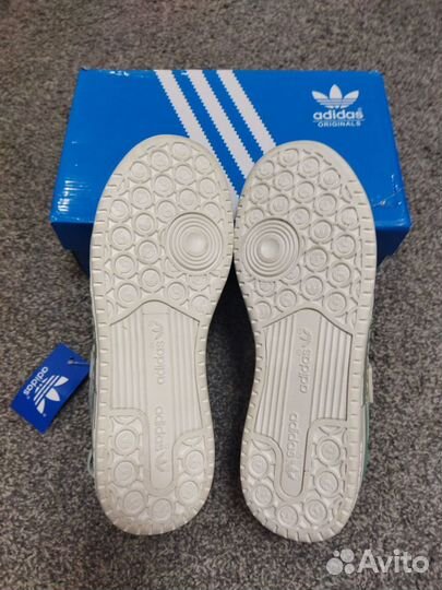 Кроссовки женские adidas