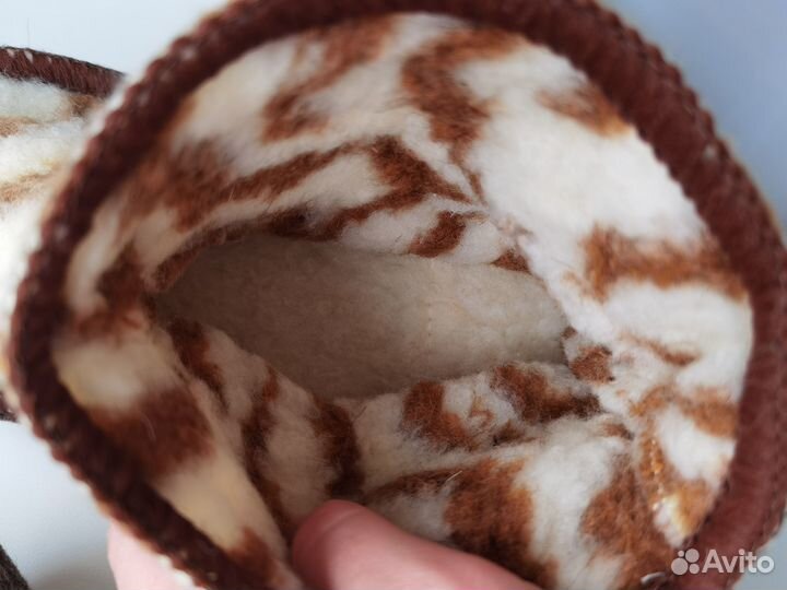 Тапочки домашние чуни из овчины