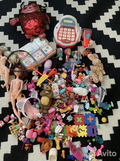Игрушки