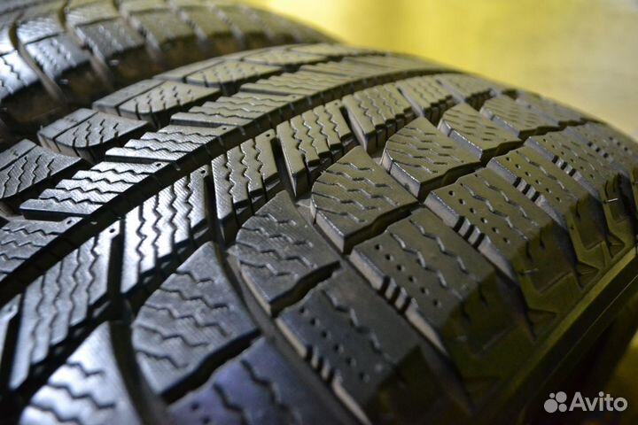 Michelin X-Ice 3 205/55 R16