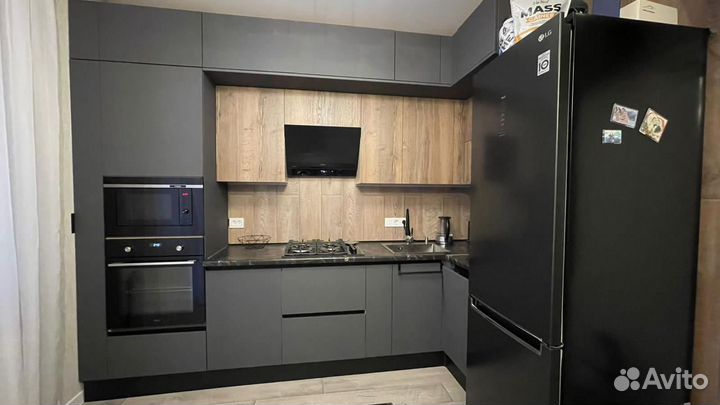 Кухни на заказ/Кухня глянец(цена за весь комплект)