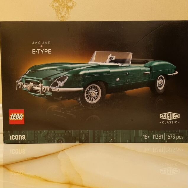 Lego icons 11381 Jaguar E-Type