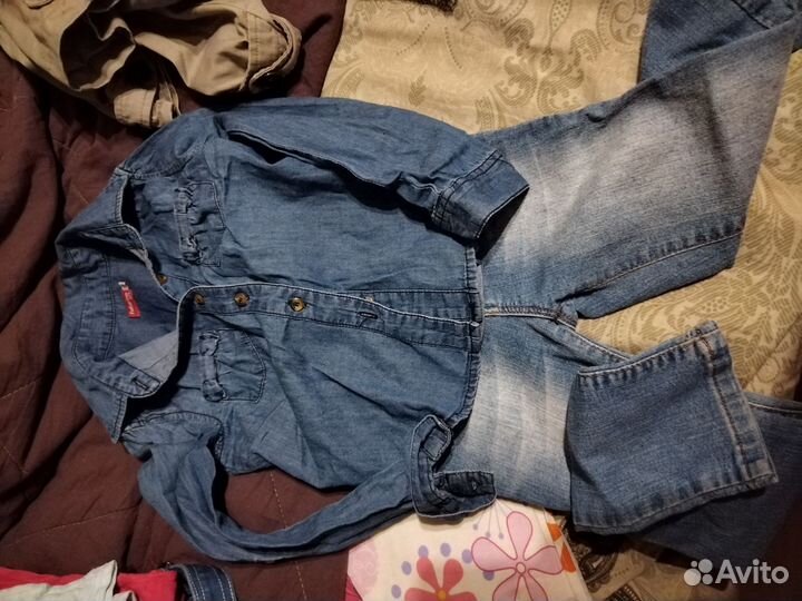 Джинсы на девочку 110