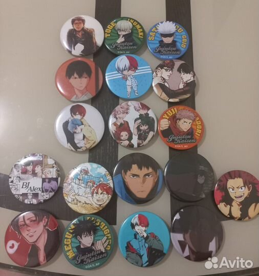 Значки с аниме