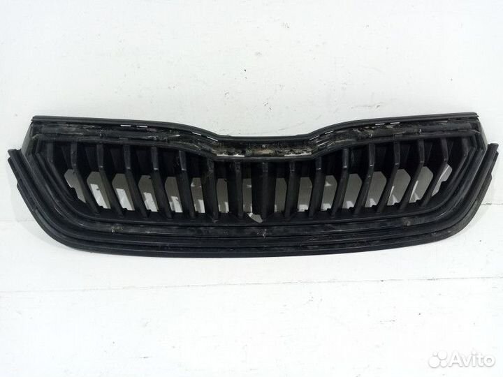 Решетка радиатора Skoda Rapid 2
