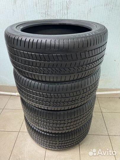 Bridgestone Alenza 001 235/50 R19 и 255/45 R19