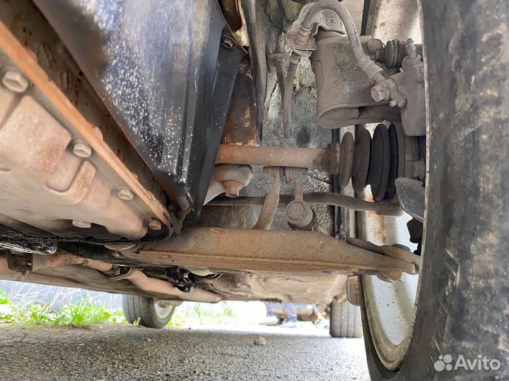 Передние рычаги Toyota Carina 170