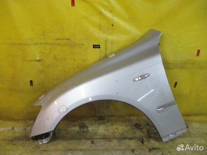 Крылья передние Toyota Crown GRS184