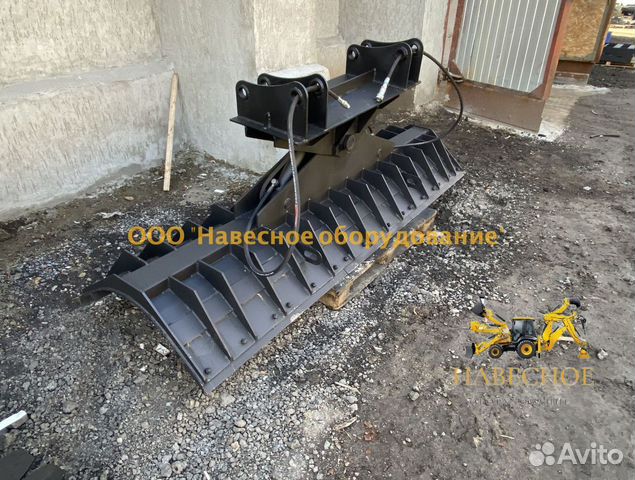 Усиленный отвал на экскаватор погрузчик Volvo 61