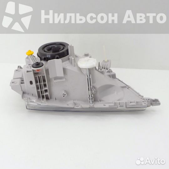 Фара toyota dyna с 1999 г левая, depo