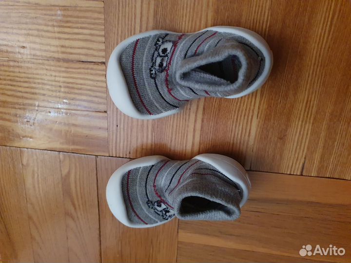 Пинетки, тапочки, носочки