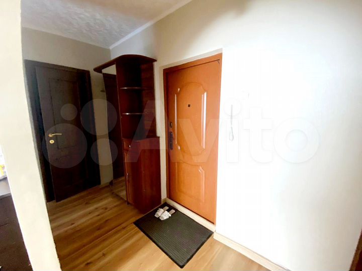 2-к. квартира, 54 м², 3/10 эт.