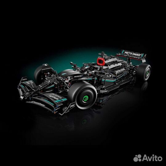 Конструктор Гоночная машина Mercedes-AMG F1 W14 E