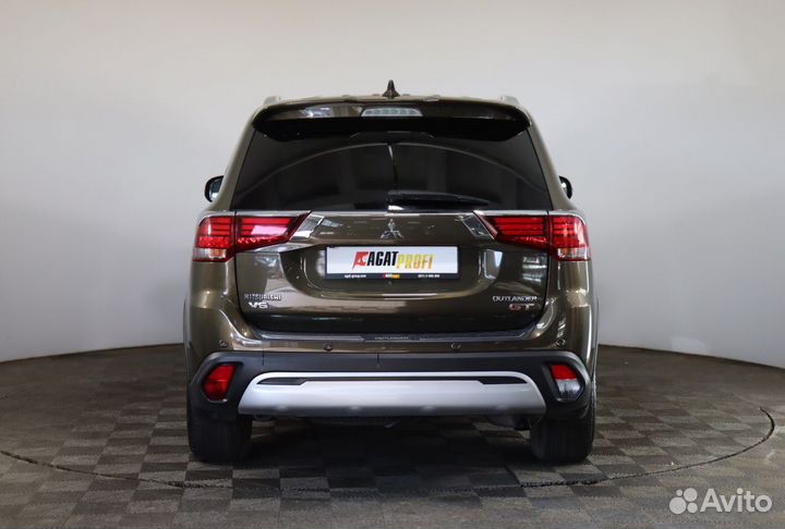 Mitsubishi Outlander 3.0 AT, 2019, 125 100 км