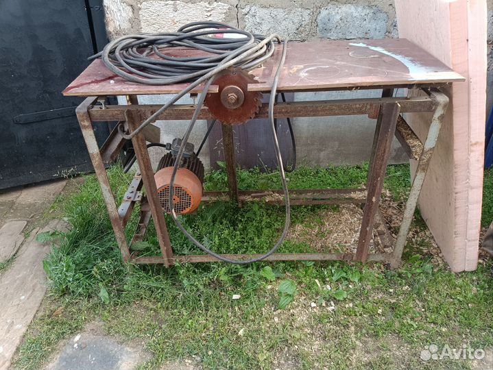 Деревообрабатывающий станок СССР