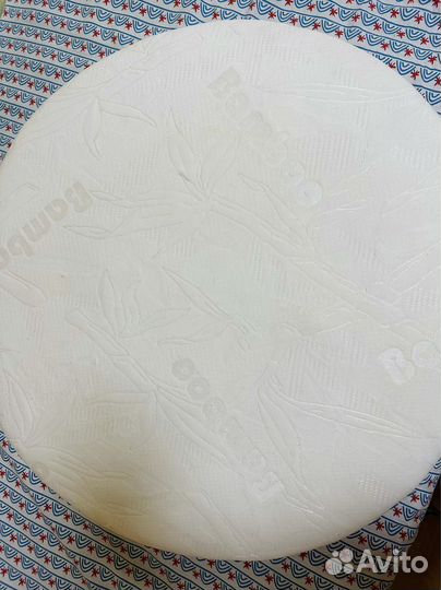 Матрас и держатель для балдахина