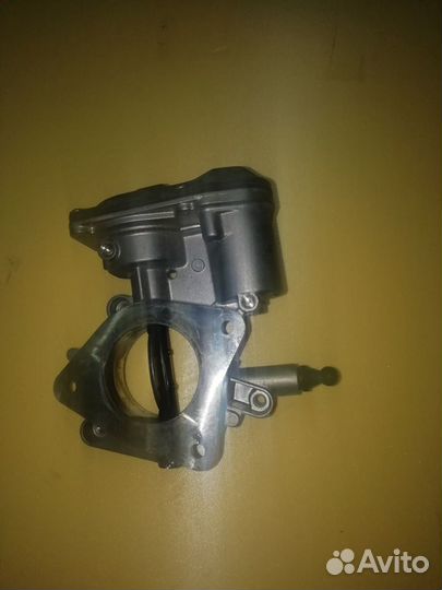 Дроссельная заслонка Opel Insignia 2.0 D 2012