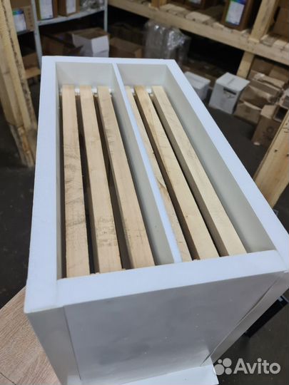 Улей под отводки из сэндвич панели пвх