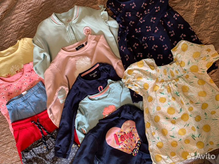 Одежда для девочки пакетом(92 см)