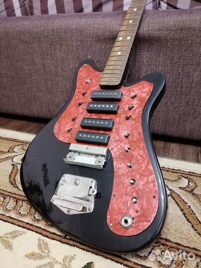 Советская электрогитара Стелла