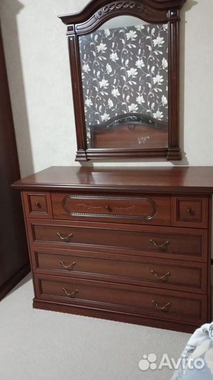 Кровать с матрасом, шкаф, комод, 2 тумбы