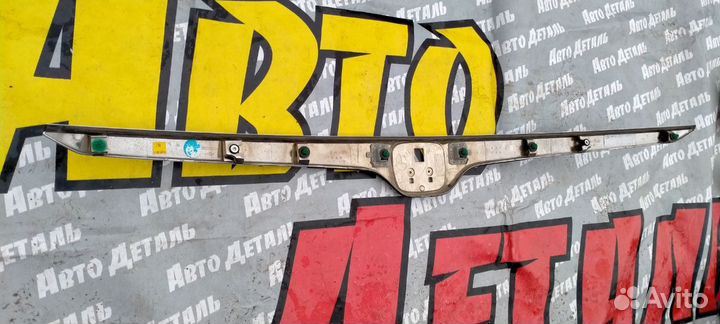 Молдинг крышки багажника Honda CR-V 5 2016-2019