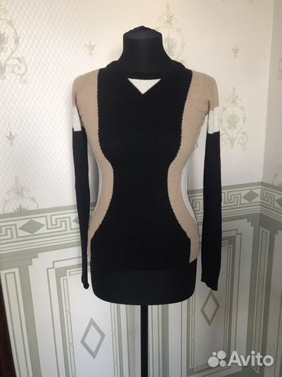 Джемпер женский Caractere