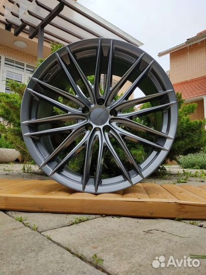 Диски Vossen R20 5*112 Моноблоки HRE ADV1