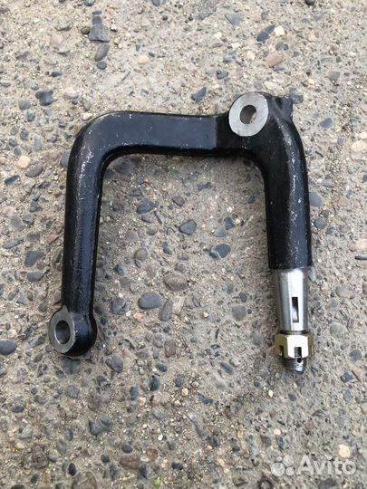 Поворотный кулак Гуран 2318