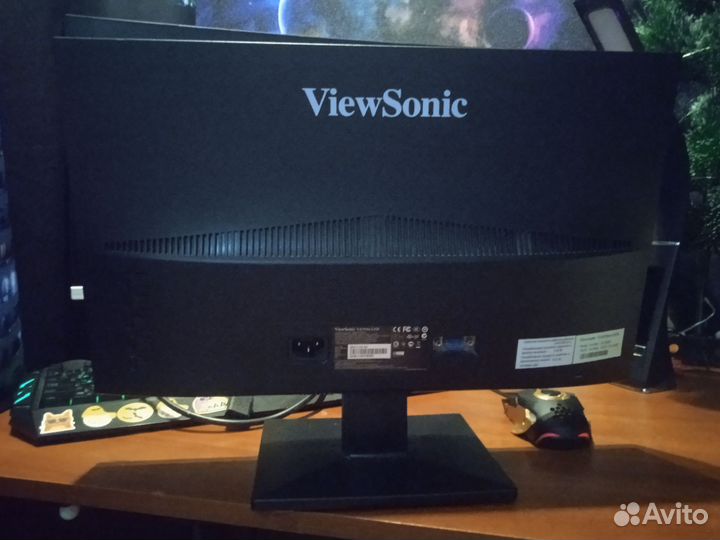 Монитор ViewSonic