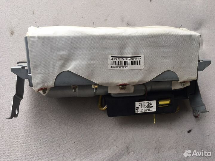 Подушка безопасности Volkswagen Phaeton(1893)