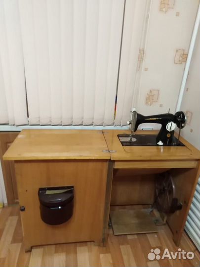 Швейная машинка