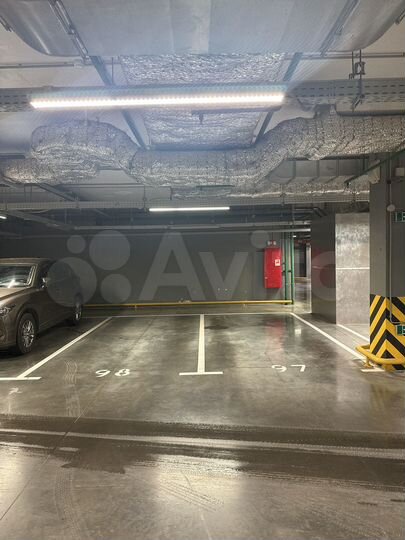 Машиноместо, 14 м²