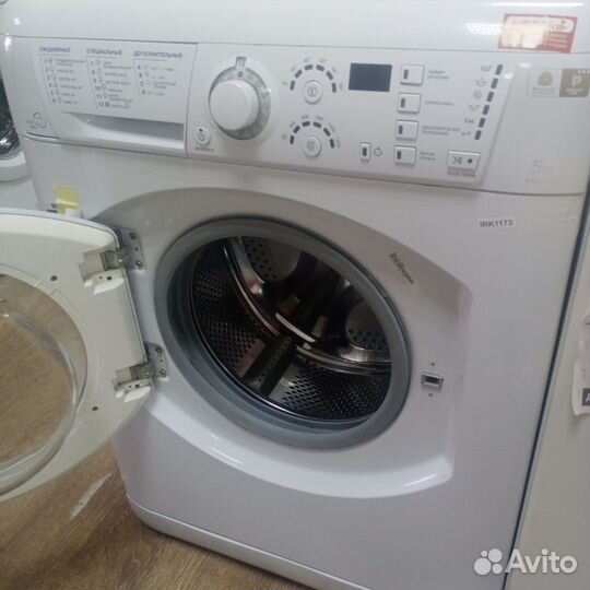 Стиральная машинка Ariston 5кг Гарантия 1 год дост