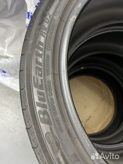 Yokohama BluEarth RV-02 225/45 R19 96W