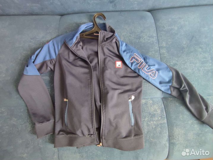 Спортивный костюм