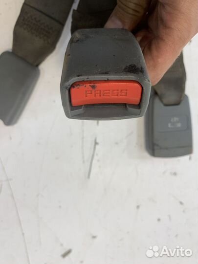 Chevrolet lacetti защелки ремней безопасности