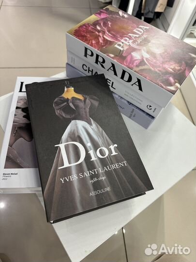 Декоративные книги для фотостудии и интерьера