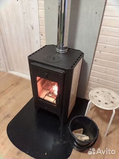 Печь камин на дровах