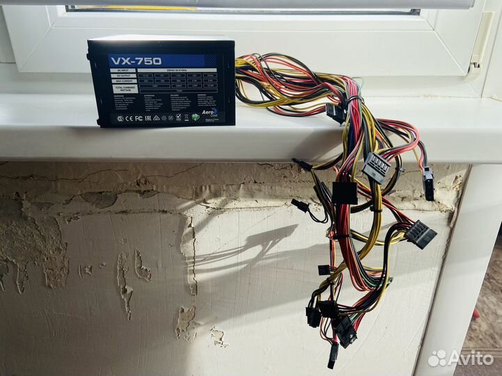 Блок питания vx750w aerocool