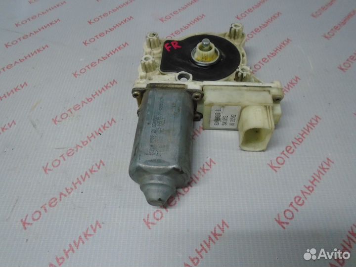 BMW 67628382002 Моторчик стеклоподъемника правый