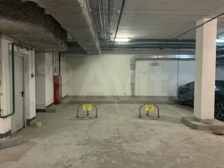 Машиноместо, 16 м²