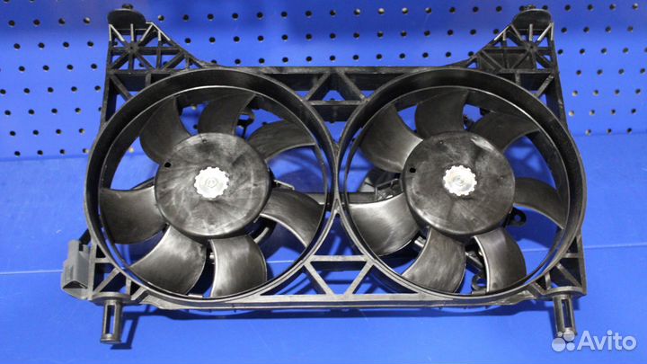 Вентилятор охлаждения двигателя Ford F-150 raptor