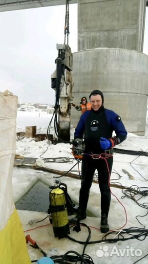 Услуги водолаза. Водолаз