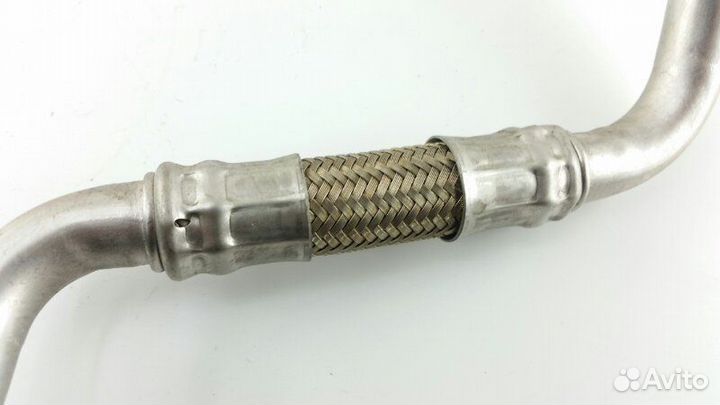Трубка турбины масляная Audi A3 8P caxc 2010