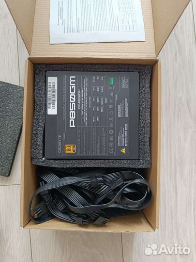 Блок питания gigabyte P850GM, 80+gold, 850Вт