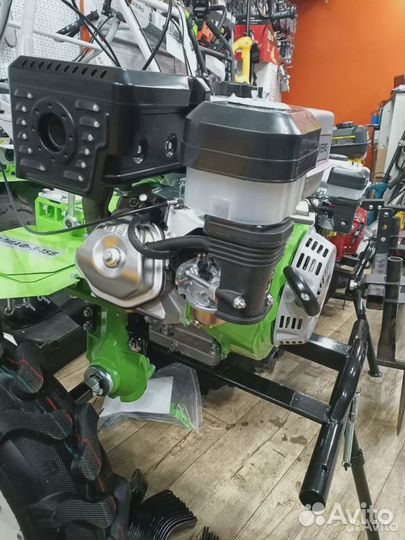 Мотоблок бензиновый RedVerg Голиаф-3-15Б