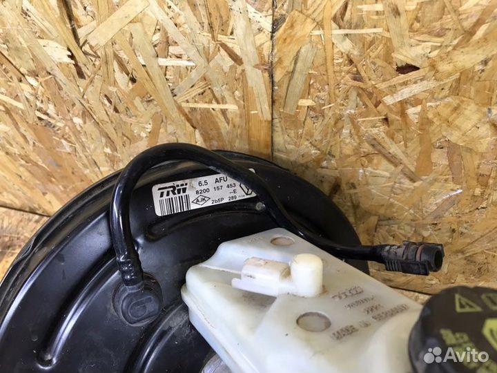 Вакуумный усилитель тормозов Renault Megane 2